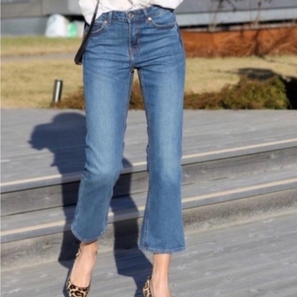 J Crew Demi Crop Boot Cut Jeans (29) - Picture 2 of 9
